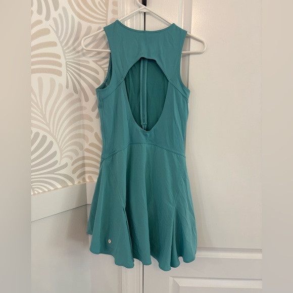 Lululemon tennis Dress with attached shorts, size 6 - Picture 2 of 4